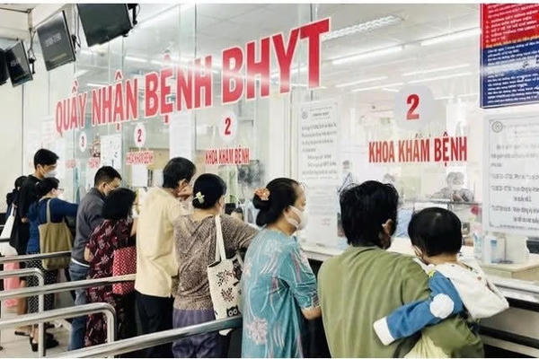 Người tham gia BHYT được hưởng 100% cho phí khám chữa bệnh Người tham gia BHYT được hưởng 100% cho phí khám chữa bệnh