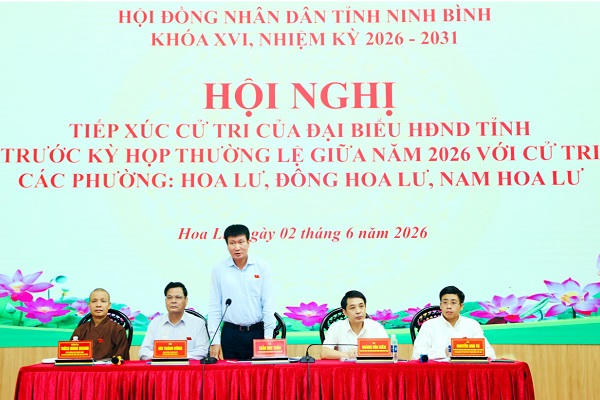 Lãnh đạo tỉnh Ninh Bình tiếp xúc cử tri