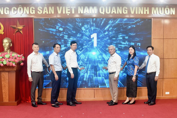 Hà Nội: “Sổ tay Đại Mỗ số” cầu nối thông tin cho công dân, phụ huynh học sinh trong công tác tuyển sinh