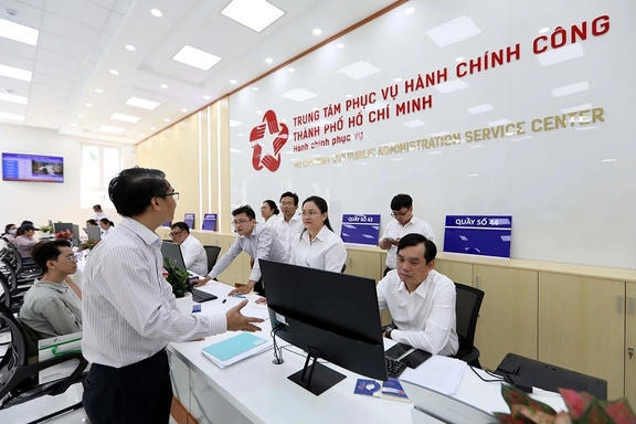 TP HCM dự kiến cho 30% công chức làm việc tại nhà từ năm 2028 TP HCM dự kiến cho 30% công chức làm việc tại nhà từ năm 2028
