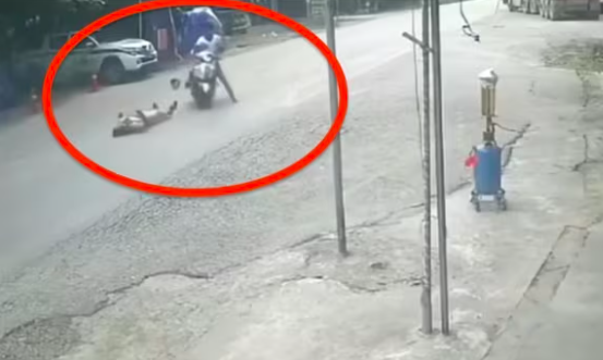 Tạm giữ hình sự đối tượng điều khiển xe máy tông trực diện vào CSGT ở Phú Thọ