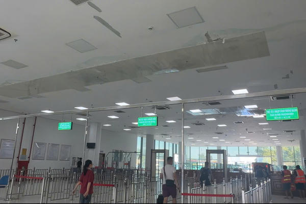 Đầu tư gần 400 tỷ đồng, sau 8 năm trạm kiểm soát liên ngành Bắc Luân 2 Quảng Ninh xuống cấp, xập xệ Đầu tư gần 400 tỷ đồng, sau 8 năm trạm kiểm soát liên ngành Bắc Luân 2 Quảng Ninh xuống cấp, xập xệ