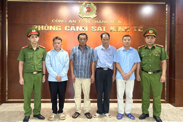 Khởi tố 4 đối tượng mua bán, tiêu thụ lợn nhiễm dịch ra thị trường Khởi tố 4 đối tượng mua bán, tiêu thụ lợn nhiễm dịch ra thị trường