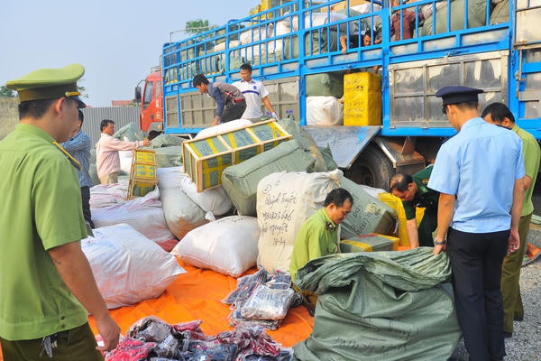 Chỉ thị của Thủ tướng về chống buôn lậu, vận chuyển, sản xuất, mua bán, tàng trữ, sử dụng trái phép thuốc lá