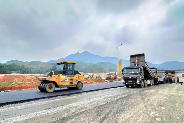 Đề xuất mở rộng gần 65km cao tốc Tuyên Quang - Hà Giang