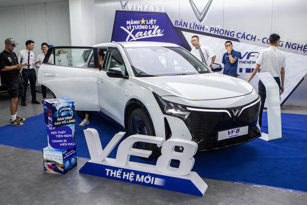 Lý giải sức hút khổng lồ của VinFast VF 8 thế hệ mới sau 8 ngày mở cọc sớm Lý giải sức hút khổng lồ của VinFast VF 8 thế hệ mới sau 8 ngày mở cọc sớm