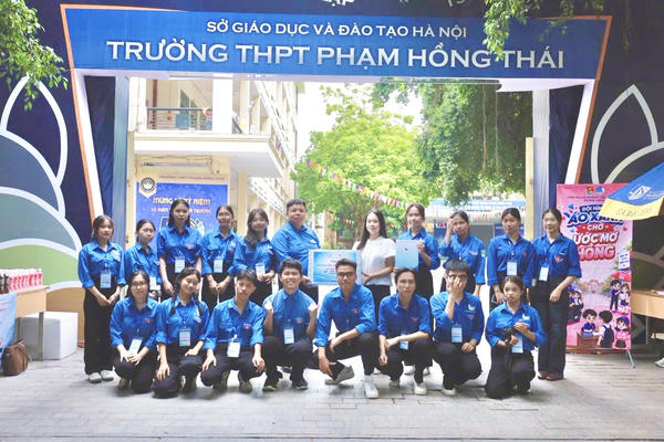 Câu lạc bộ Tình nguyện viên Thủ đô “Tiếp sức mùa thi 2026”, lan tỏa tinh thần trách nhiệm vì cộng đồng