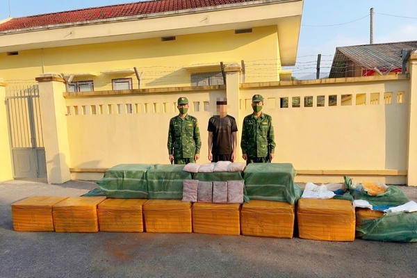 Quảng Ninh phát hiện, thu giữ 480kg tràng lợn đông lạnh không rõ nguồn gốc Quảng Ninh phát hiện, thu giữ 480kg tràng lợn đông lạnh không rõ nguồn gốc