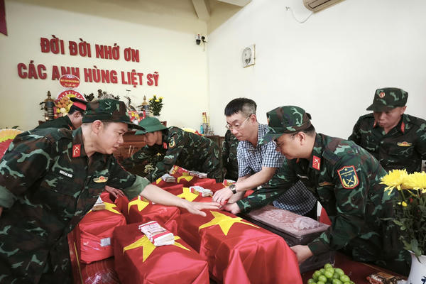 Tuyên Quang quy tập thêm 2 hài cốt liệt sĩ và 1 mộ tập thể tại xã Thanh Thủy Tuyên Quang quy tập thêm 2 hài cốt liệt sĩ và 1 mộ tập thể tại xã Thanh Thủy