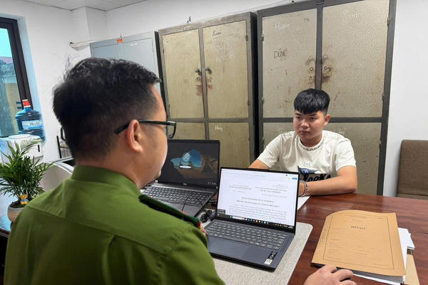 Khởi tố, bắt tạm giam đối tượng dùng dao phay tấn công vợ và mẹ vợ 