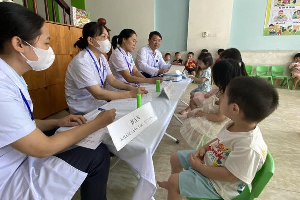 Bộ Y tế quy định trẻ em dưới 6 tuổi phải được khám sức khỏe định kỳ ít nhất 1 lần/năm