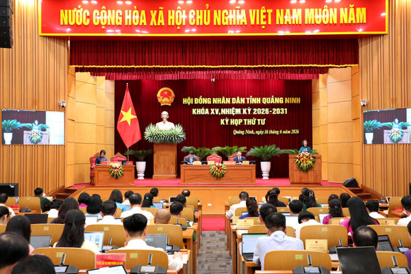 Quảng Ninh thông qua điều chỉnh quy hoạch, đặt mục tiêu tăng trưởng 12%/năm