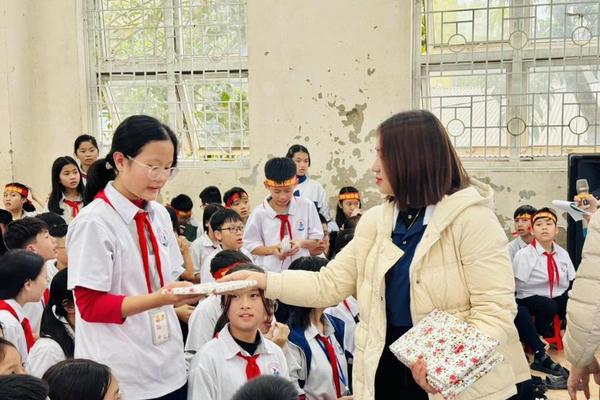 Hàng nghìn giáo viên tại Nghệ An được xét thăng hạng