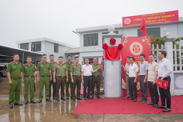 Công ty TNHH MTV Tháng 8 khai trương xí nghiệp May - Cơ sở 2 tại Ninh Bình Công ty TNHH MTV Tháng 8 khai trương xí nghiệp May - Cơ sở 2 tại Ninh Bình