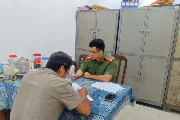 Công an xã Na Sầm xử phạt người đàn ông 30 triệu đồng vì đăng tải video xúc phạm lãnh tụ