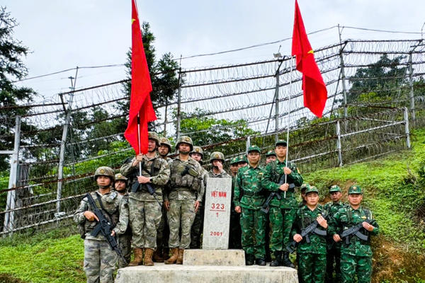 Không có dấu hiệu vi phạm pháp luật và chủ quyền lãnh thổ biên giới quốc gia Không có dấu hiệu vi phạm pháp luật và chủ quyền lãnh thổ biên giới quốc gia