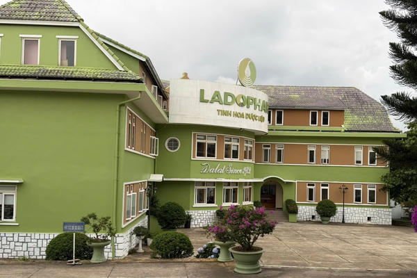 Dữ liệu doanh nghiệp Ladophar và thương vụ hợp đồng EPC 