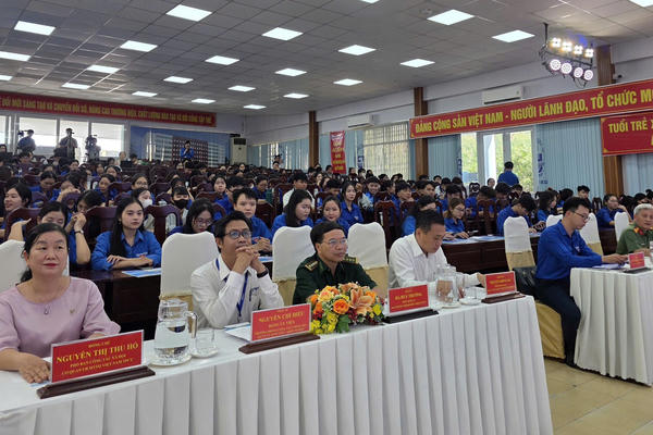 Nâng cao nhận thức về chủ quyền biển, đảo và phòng, chống ma túy cho thanh niên Nâng cao nhận thức về chủ quyền biển, đảo và phòng, chống ma túy cho thanh niên
