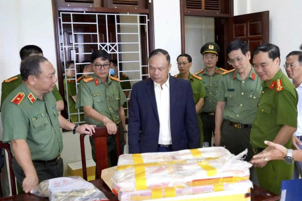 Triệt xóa đường dây ma túy xuyên tỉnh, thu giữ gần 3kg ketamine, “nước vui” và thuốc lắc ở Gia Lai