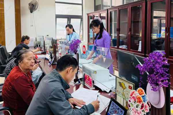 Nghệ An thí điểm phần mềm KPI đánh giá cán bộ, công chức, viên chức Nghệ An thí điểm phần mềm KPI đánh giá cán bộ, công chức, viên chức