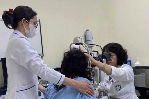 Không yêu cầu xuất trình giấy chuyển viện với người bệnh cấp cứu, hiểm nghèo
