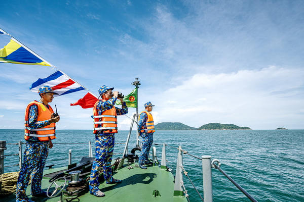 Phát huy truyền thống vẻ vang, vững bước nơi địa đầu cực Nam Tổ quốc