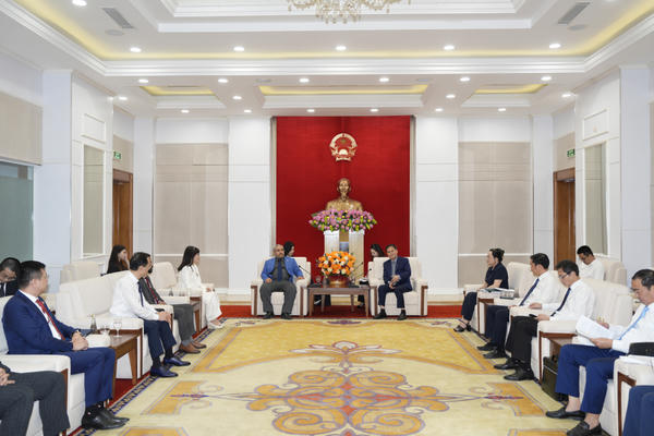 Chủ tịch UBND tỉnh Quảng Ninh tiếp đoàn doanh nghiệp Ả Rập tìm hiểu cơ hội đầu tư