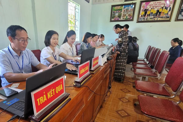 Thứ Bảy "Hành chính gần dân - Vì dân phục vụ" tại xã Đại Đồng