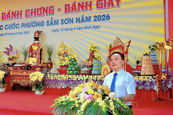 Khám phá nét độc đáo của Lễ hội bánh chưng bánh giầy hút khách tại Sầm Sơn