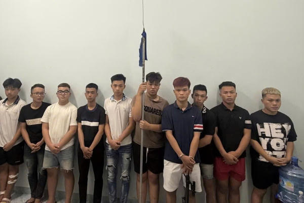Xử lý nhóm thanh thiếu niên mang hung khí đi giải quyết mâu thuẫn