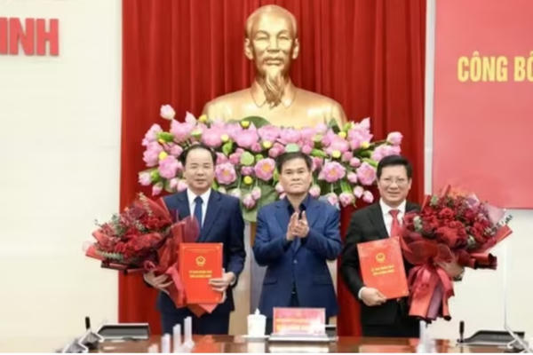 Quảng Ninh điều động, bổ nhiệm giám đốc 2 sở Quảng Ninh điều động, bổ nhiệm giám đốc 2 sở