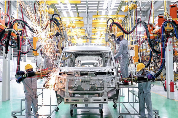 Sản xuất công nghiệp nửa đầu năm 2026 thiết lập cột mốc tăng trưởng mới Sản xuất công nghiệp nửa đầu năm 2026 thiết lập cột mốc tăng trưởng mới