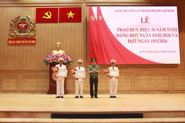 Đảng bộ Công an TP Hồ Chí Minh sơ kết công tác Đảng 6 tháng đầu năm 2026 Đảng bộ Công an TP Hồ Chí Minh sơ kết công tác Đảng 6 tháng đầu năm 2026