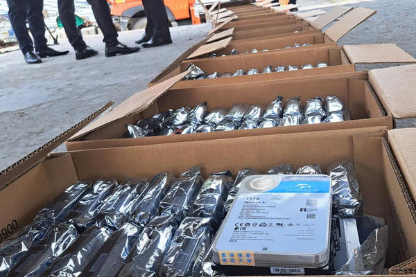 6 tháng đầu năm ngành Hải quan thu ngân sách gần 265.000 tỷ đồng 6 tháng đầu năm ngành Hải quan thu ngân sách gần 265.000 tỷ đồng