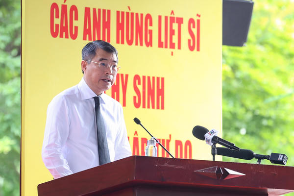 “Bằng mọi giá phải nỗ lực cao nhất để tìm kiếm, quy tập và xác định danh tính hài cốt liệt sĩ” “Bằng mọi giá phải nỗ lực cao nhất để tìm kiếm, quy tập và xác định danh tính hài cốt liệt sĩ”