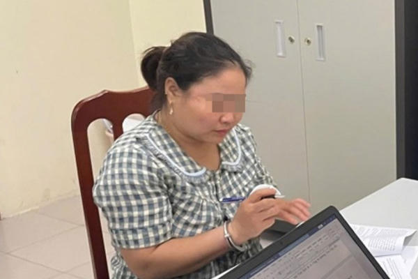 Ninh Bình: Bắt quả tang người phụ nữ tàng trữ 13 gói heroin 