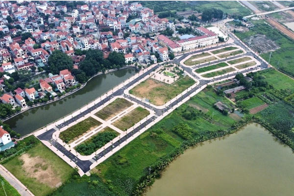 Đề xuất tăng mức đặt cọc đấu giá đất lên tối đa 50% để ngăn chặn thao túng Đề xuất tăng mức đặt cọc đấu giá đất lên tối đa 50% để ngăn chặn thao túng