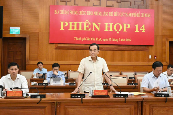 Kiện toàn Ban Chỉ đạo phòng, chống tham nhũng, lãng phí, tiêu cực TP HCM, bổ sung Chủ tịch UBND thành phố