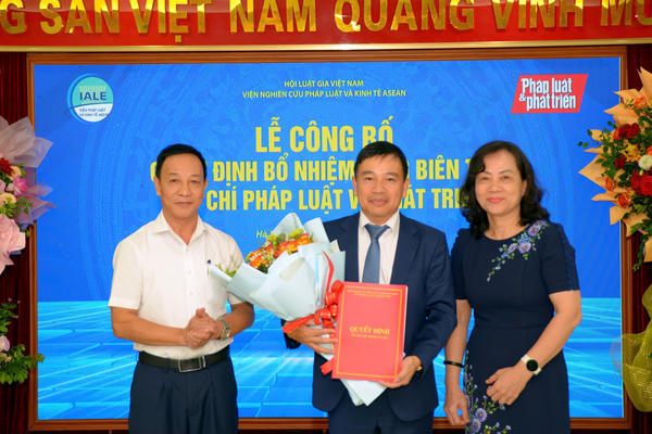 Ông Phan Văn Lâm được bổ nhiệm làm Tổng Biên tập Tạp chí Pháp luật và Phát triển