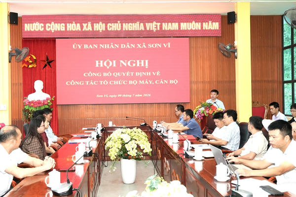 Công bố thành lập Trường Phổ thông nội trú liên cấp Tiểu học và Trung học cơ sở Sơn Vĩ Công bố thành lập Trường Phổ thông nội trú liên cấp Tiểu học và Trung học cơ sở Sơn Vĩ