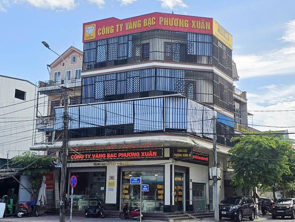 Hà Tĩnh: Chủ doanh nghiệp Vàng bạc Phương Xuân bị khởi tố tội "Trốn thuế" 