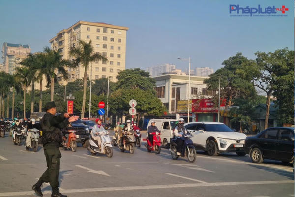 Công an Hà Nội thông tin về một số tuyền đường tạm cấm, hạn chế phương tiện trong ngày 11/7 Công an Hà Nội thông tin về một số tuyền đường tạm cấm, hạn chế phương tiện trong ngày 11/7