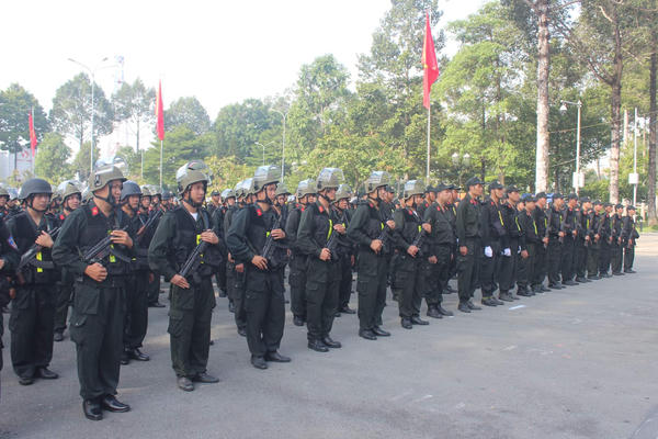 Những bước chân thầm lặng giữa rừng đêm: Bản hùng ca của những chiến sĩ Cảnh sát kinh tế Công an TP Đồng Nai Những bước chân thầm lặng giữa rừng đêm: Bản hùng ca của những chiến sĩ Cảnh sát kinh tế Công an TP Đồng Nai