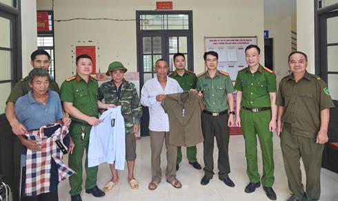 Lạng Sơn: Công an xã Tân Thành ra mắt mô hình "Gian hàng 0 đồng"