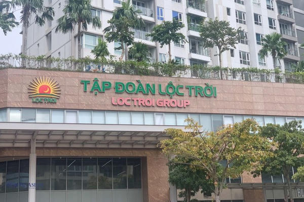Cổ phiếu của Công ty cổ phần Tập đoàn Lộc Trời bị đưa vào diện cảnh báo từ ngày 14/7 Cổ phiếu của Công ty cổ phần Tập đoàn Lộc Trời bị đưa vào diện cảnh báo từ ngày 14/7