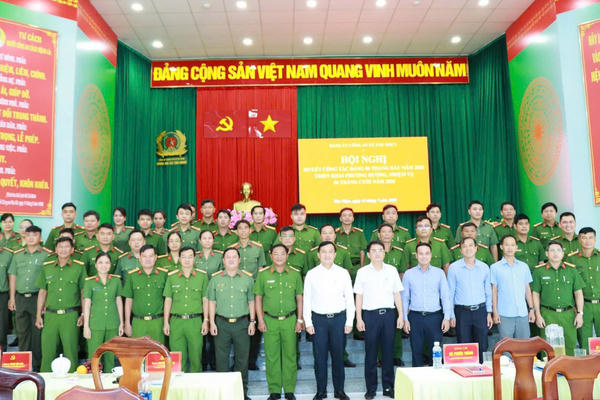 Xã Tân Nhất (TP HCM): Xây dựng lực lượng Công an xã chính quy, vững mạnh, nâng cao hiệu quả quản lý địa bàn và phục vụ Nhân dân