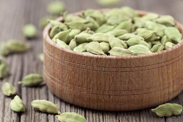 Xuất khẩu bạch đậu khấu và nhục đậu khấu: Hướng đi mới nâng tầm nông sản vùng cao Xuất khẩu bạch đậu khấu và nhục đậu khấu: Hướng đi mới nâng tầm nông sản vùng cao