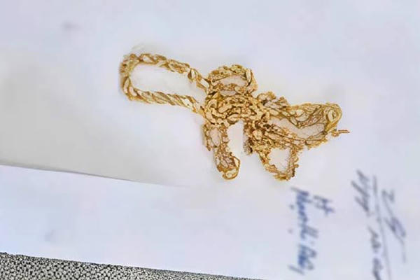 Từ vụ bé gái 9 tuổi bị cướp dây chuyển ở Phú Thọ: Công an khuyến cáo người dân Từ vụ bé gái 9 tuổi bị cướp dây chuyển ở Phú Thọ: Công an khuyến cáo người dân