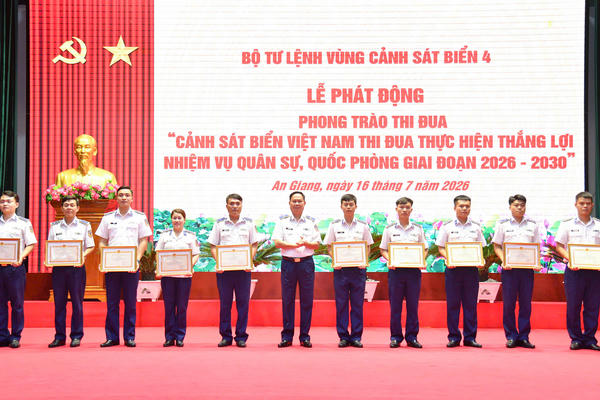 BTL Vùng Cảnh sát biển 4 quyết tâm thi đua thực hiện thắng lợi nhiệm vụ quân sự quốc phòng giai đoạn 2026 - 2030