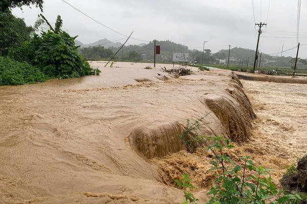 Các bộ, ngành, địa phương chủ động ứng phó với mưa lớn khu vực miền núi Bắc Bộ Các bộ, ngành, địa phương chủ động ứng phó với mưa lớn khu vực miền núi Bắc Bộ